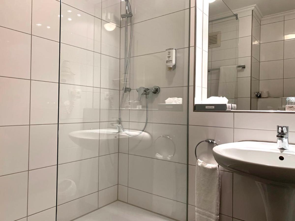 Hotel Am Erzengel Бохолт Екстериор снимка