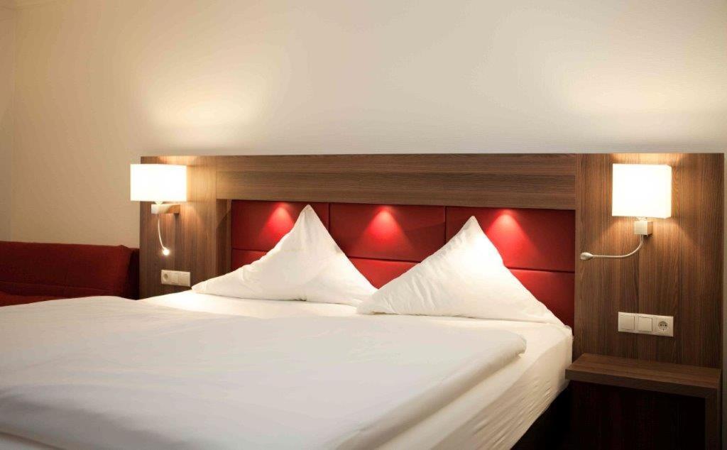 Hotel Am Erzengel Бохолт Екстериор снимка